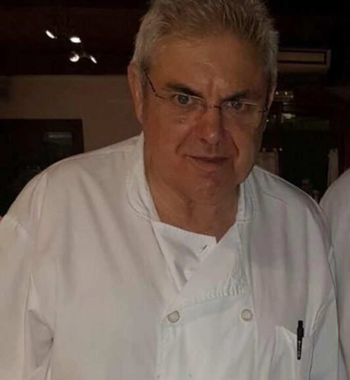 JULIÀ GUASCH RODRIGUEZ &#8211; Propietario del Restaurante La Masía de la Platja.